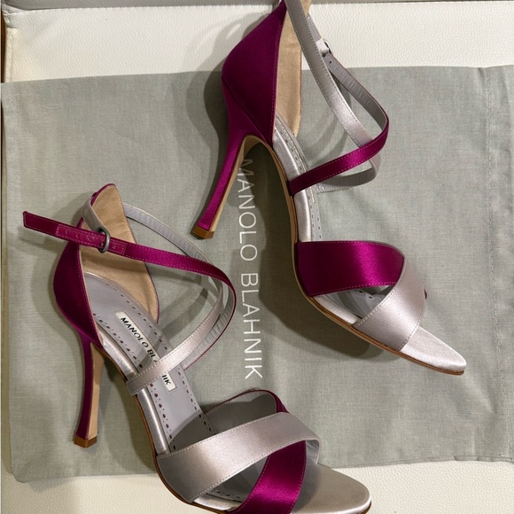 Manolo Blahnik Shoes - Brand-New Manolo Blahnik Anna 105 Satin Sandal
Size: 37